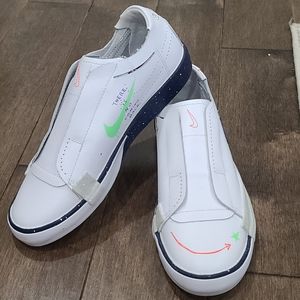 Nike Blazer Low Planet of Hoops